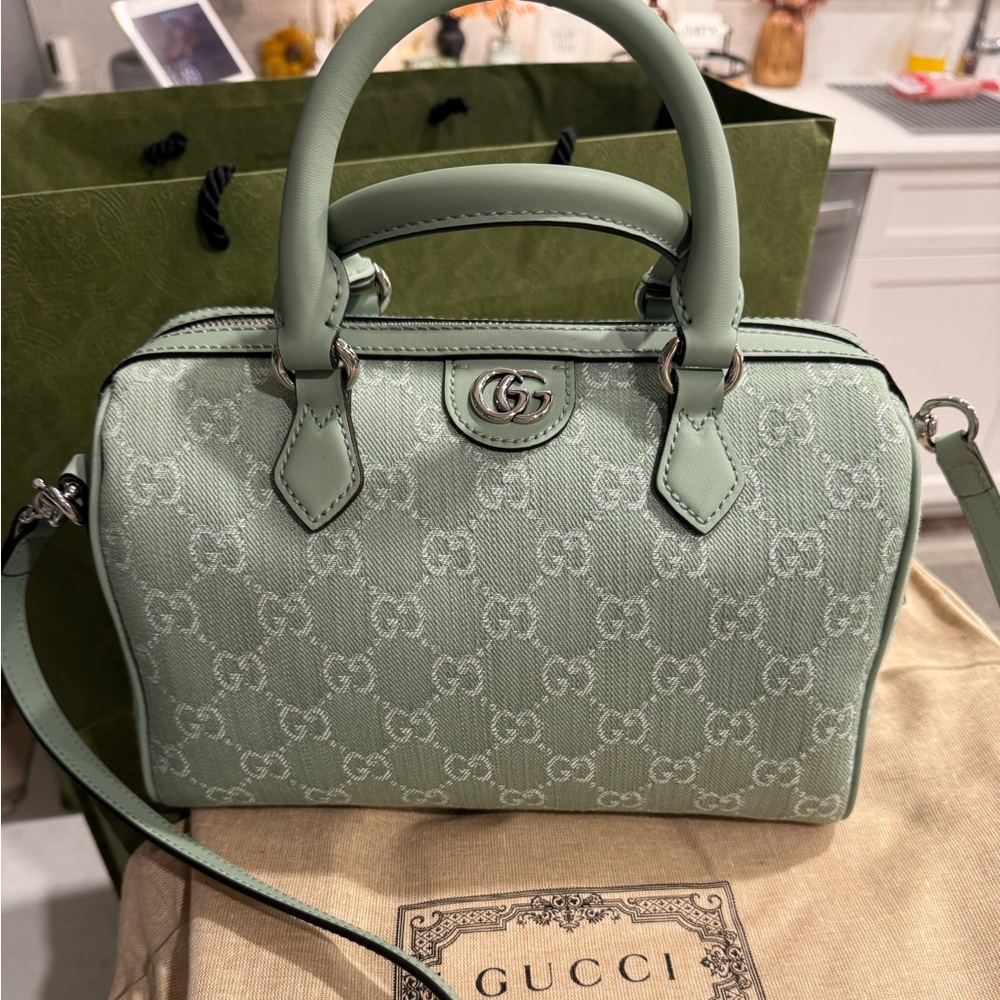 Brand New Gucci Green Handbag - Picture 2 of 10